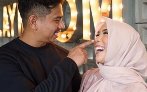 Suami Ultah, Fitri Tropica Beri Ucapan Ultah Romantis Tapi Kocak