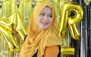 Ibunda Okie Agustina Meninggal Dunia Usai Lawan Penyakit Ginjal dan Kanker