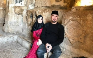 Ahmad Dhani Tidur di Sel Sempit Bareng 103 Napi, Mulan Pamer Tas Mahal?