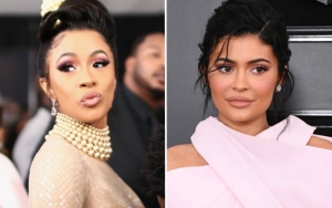 Grammy Awards 2019: Cardi B-Kylie Jenner, Ini 10 Busana Selebriti yang Paling Unik di Red Carpet