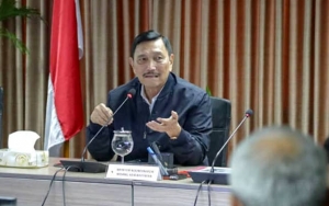 Luhut Pandjaitan Tanggapi Tuduhan Kriminaliasi Ulama: Jokowi Tukang Sembahyang dan Puasa