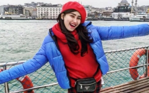 OOTD Puluhan Juta Ayu Ting Ting Saat Liburan ke Turki Malah Dibully Barang KW