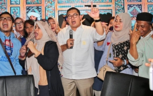 Fadli Zon Tolak Minta Maaf Soal Puisi 'Doa yang Ditukar' Meski Didemo Ribuan Santri