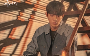 Akting Nam Joo Hyuk Dipuji Makin Bagus di Episode Perdana 'The Light in Your Eyes'
