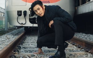 Joo Ji Hoon Ungkap Susahnya Syuting Adegan Ala Film Superhero di 'Item'