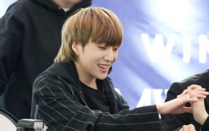 Seung Yoon Winner Posting Foto Bareng Anjingnya, Netter: Kok Kembar?