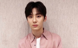 Hwang Minhyun Dibilang Nggak Serame Bareng Wanna One di Postingan Terbaru NU'EST