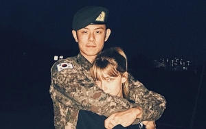 Rapper Beenzino Disambut Hangat Pacar Bulenya Usai Keluar Wamil