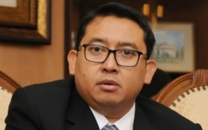Fadli Zon Akhirnya Minta Maaf Pada Kiai Maimun Soal Puisi 'Doa yang Ditukar'