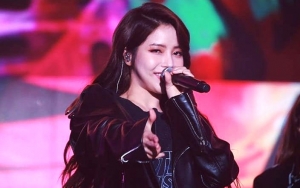 Solar Mamamoo Perkenalkan Kanal YouTubenya dengan Antusias