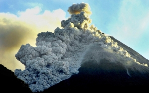 Gunung Merapi Dilaporkan Kembali Keluarkan 'Wedhus Gembel', Status di Level Waspada