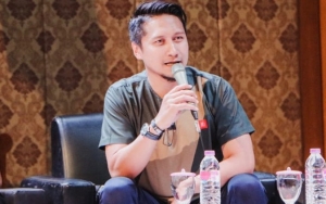 Akun Instagram Arie Untung Dianggap Berbahaya Untuk Diikuti, Kenapa?