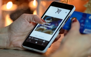 7 Aplikasi Belanja Online yang Bakal Bikin Kalian Ketagihan, Jangan Sampai Kalap