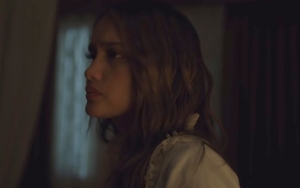 Cinta Laura Tidur Bareng Hantu di Trailer 'MatiAnak', Logat Bule Hilang Jadi Sorotan