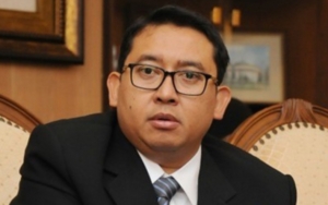 Fadli Zon Lakukan Kunjungan Rahasia Ke Tambak Lorok, Ikut-Ikut Jokowi?