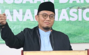 Bahasa Tubuh Dahnil Anzar Saat Debat dengan Politisi PSI Dinilai Angkuh dan Dikritik Habis-Habisan