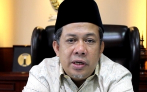 Fahri Hamzah Tanggapi Puisi Neno Warisman yang Bikin Geger: Itu Doa
