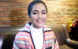 Denada Terus-Terusan Mewek saat Shakira Si Buah Hati Pamer Hadiah Kejutan dari Jokowi