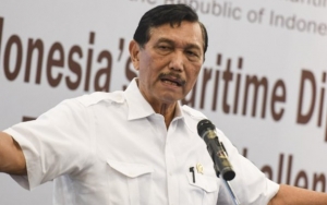Menteri Luhut Bandingkan Puisi Neno Warisman Dengan Omongan Gus Dur: Tuhan Tak Perlu Dilindungi