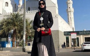  Jalani Umrah, Zaskia Gotik Panjatkan Doa Ingin Nikah