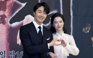 Jung Il Woo dan Go Ara Selfie di Lokasi Syuting 'Haechi', Disebut Sama-Sama Cantik