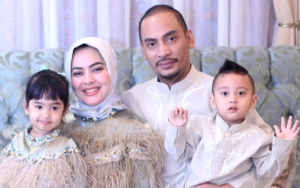 Adik Syahrini Pakai Gelang Seharga Rp 580 Juta, Netter Pertanyakan Pekerjaan Suami