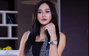 Ulang Tahun ke-32, Aura Kasih Dapat Hadiah Terbaik Selama Hidupnya