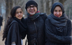 Sering Dikira Penyakitan Karena Muka Pucat, Putri Cantik Ramzi Siap 'Mengguncang' Dunia Hiburan