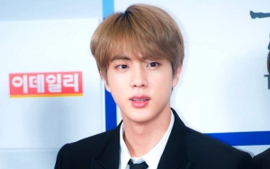 Ketampanan Jin BTS di Event Terbaru Jadi Bahan Gosip Netter