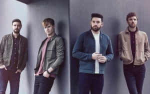 Perdana Gelar Konser Tunggal di Indonesia, Kodaline Pinjam Gitar Rian D'Masiv