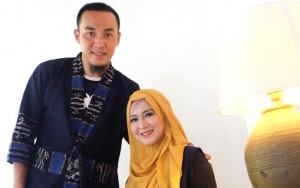 Jadi Korban Penipuan, Okie Agustina dan Suami Polisikan Agen Travel Haji