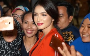 Angel Karamoy Dibikin Ngos-Ngosan oleh Pacar Saat Syuting 'Reva Guna Guna', Kok Bisa?