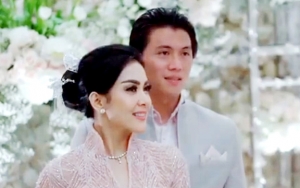 Syahrini dan Reino Barack Janji Bakal Buka-Bukaan Soal Pernikahan, Kapan?
