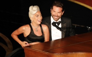 Lagu 'Shallow' Lady Gaga - Bradley Cooper Puncaki Tangga Musik Gara-Gara Penipuan Fans