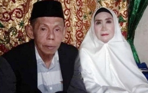 Viral Kisah Kakek Perjaka dan Nenek Perawan Berjodoh Hingga Berakhir di Pelaminan