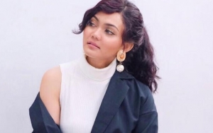 Rina Nose Parodikan Pernikahan Syahrini di Jepang, Netter: Auto Diblokir Inces