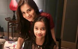 Cut Tari Hampir 9 Tahun Berlalu Masih Dibully Video Porno Ariel, Cuek 'Adu Cantik' Bareng Putrinya