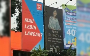 Seorang Pria Pasang Baliho Minta Putus di Semarang Usai Diselingkuhi Pacar