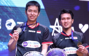 Jokowi Beri Selamat Pada Hendra/Ahsan yang Juarai Ganda Putra Bulu Tangkis All England 2019