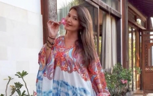 Tamara Bleszynski Bantu Gelandangan, Dipuji Lebih Peduli dari Artis Nyaleg