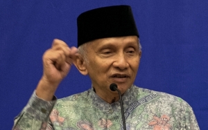 Amien Rais Sebut Kubu 01 Gunakan Politik Uang dan Malaikat Doakan Jokowi Kalah 