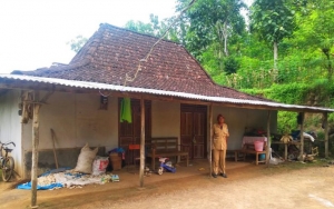 Termakan 'Bisikan' Kiamat Sudah Dekat, 52 Warga Ponorogo Putuskan Pindah ke Malang