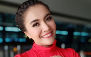 Temani Anak Transfusi Darah, Denada Justru Mengaku Malu Disebut Wanita Kuat Kenapa?