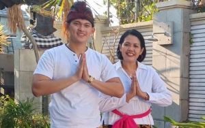Ely Sugigi Ajak Irfan Sbaztian Pakai Baju Adat Bali Bak Raja dan Ratu, Cocok?