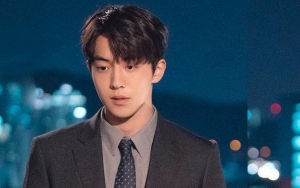 JTBC Rilis Foto Sedih Nam Joo Hyuk di 'The Light in Your Eyes', Netter Minta Perpanjangan Episode