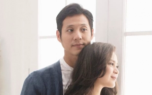 Putri Titian Lahirkan Anak Kedua, Foto Sang Bayi Pegang Tangan Junior Liem Bikin Gemas