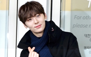 Hwang Minhyun Pamer Foto Bareng Angsa, Netter: Dikejar Baru Tahu Rasa Kamu Mas!