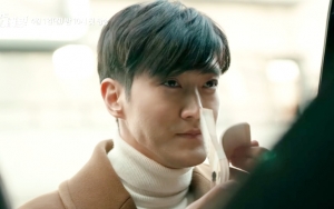 Siwon Super Junior Digoda Fans Usai Buang-Buang Duit di 'Fellow Citizens'