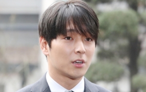 Choi Jong Hoon Masih Sempat Main Instagram dan Nge-Like Fotonya di Tengah Skandal