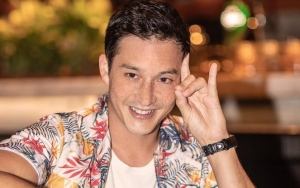 Mike Lewis Pamer Foto Lawas 23 Tahun Silam, Penampilan Rambut Jabrik Bikin Syok Mirip Aktor Thailand